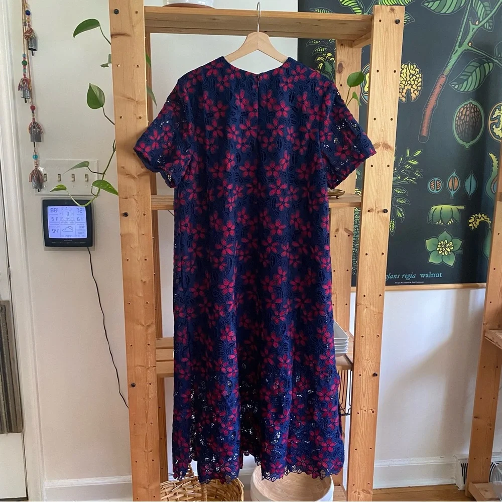 Tuckernuck Pomander Place Midnight Floral Lace Seraphina Midi Dress - Picture 9 of 16